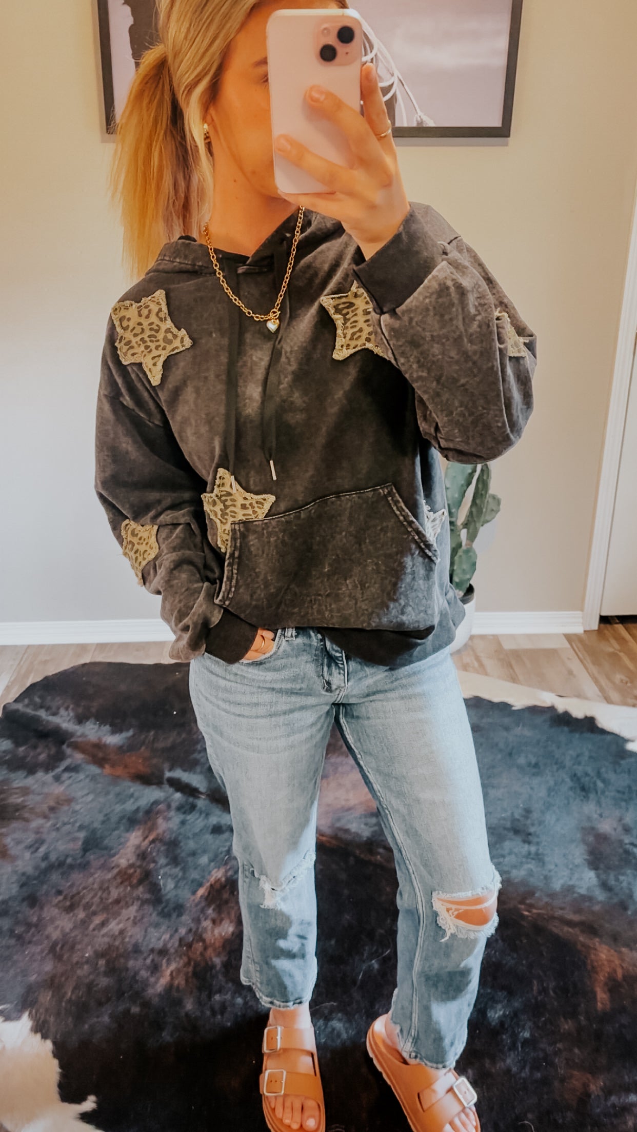 Over sized Mineral Wash Hoodie With Denim Star Patch