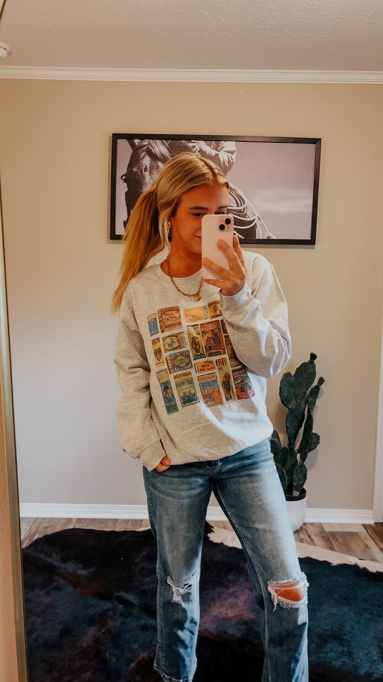Western Matchbox crew neck